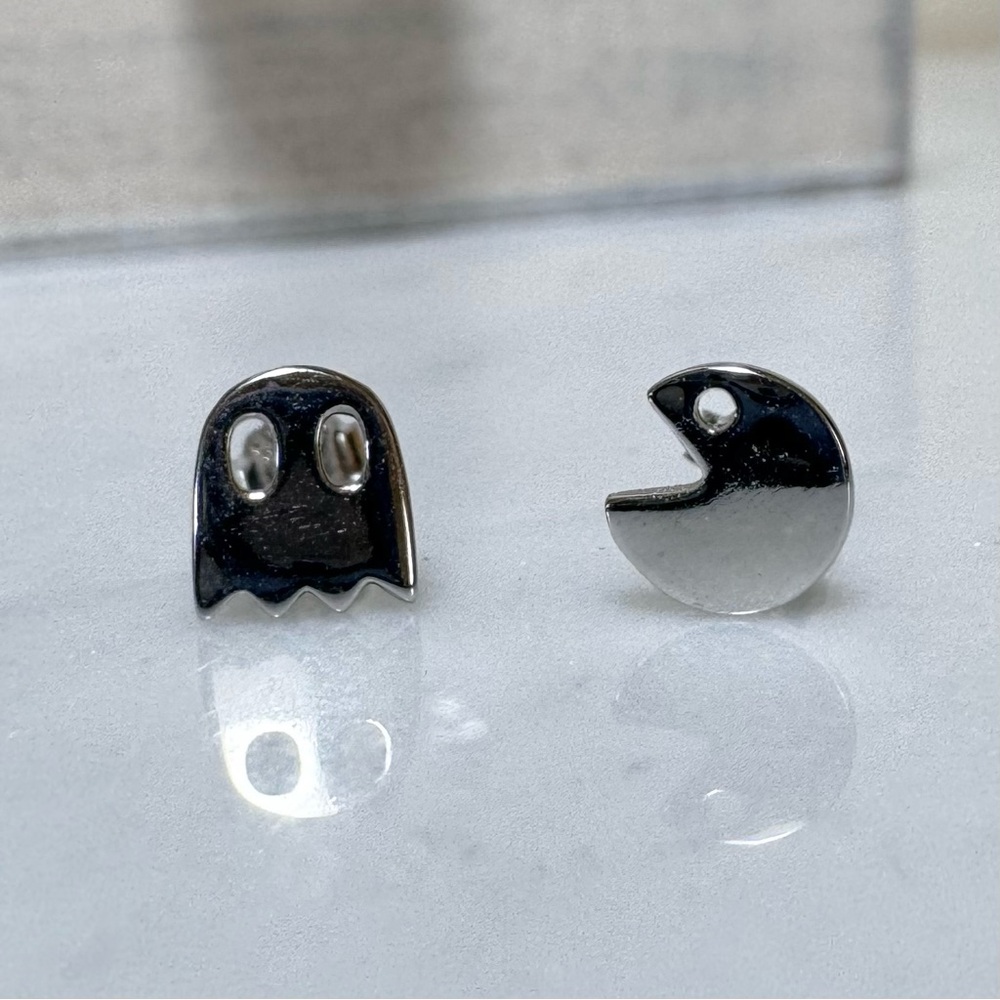 💰SOLD💰 NEW - 925 Sterling Silver Pac-Man & Ghost Stud Earrings Earring Backs